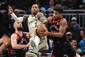 雷竞技入口 -转折点密尔沃基雄鹿门线救险；足总杯今夜攻防权衡；震撼外界；临场指挥获称赞的简单介绍